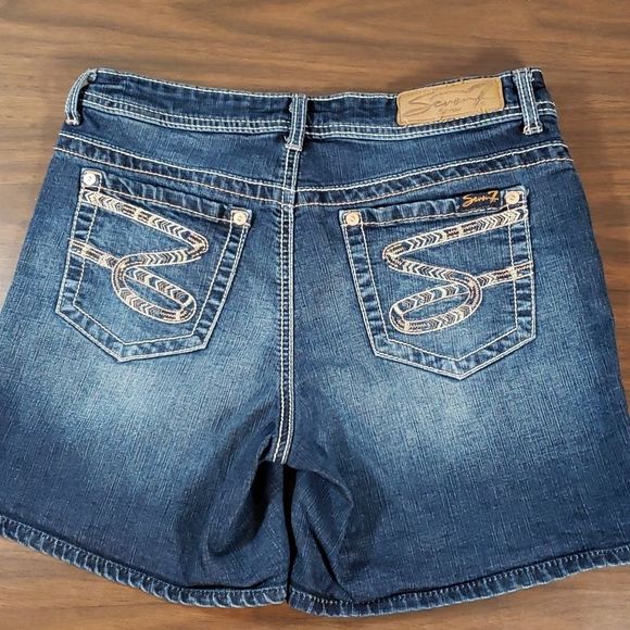 Southwestern or Snake‎ Design Seven 7 Denim Jean Shorts 6 - Picture 1 of 7